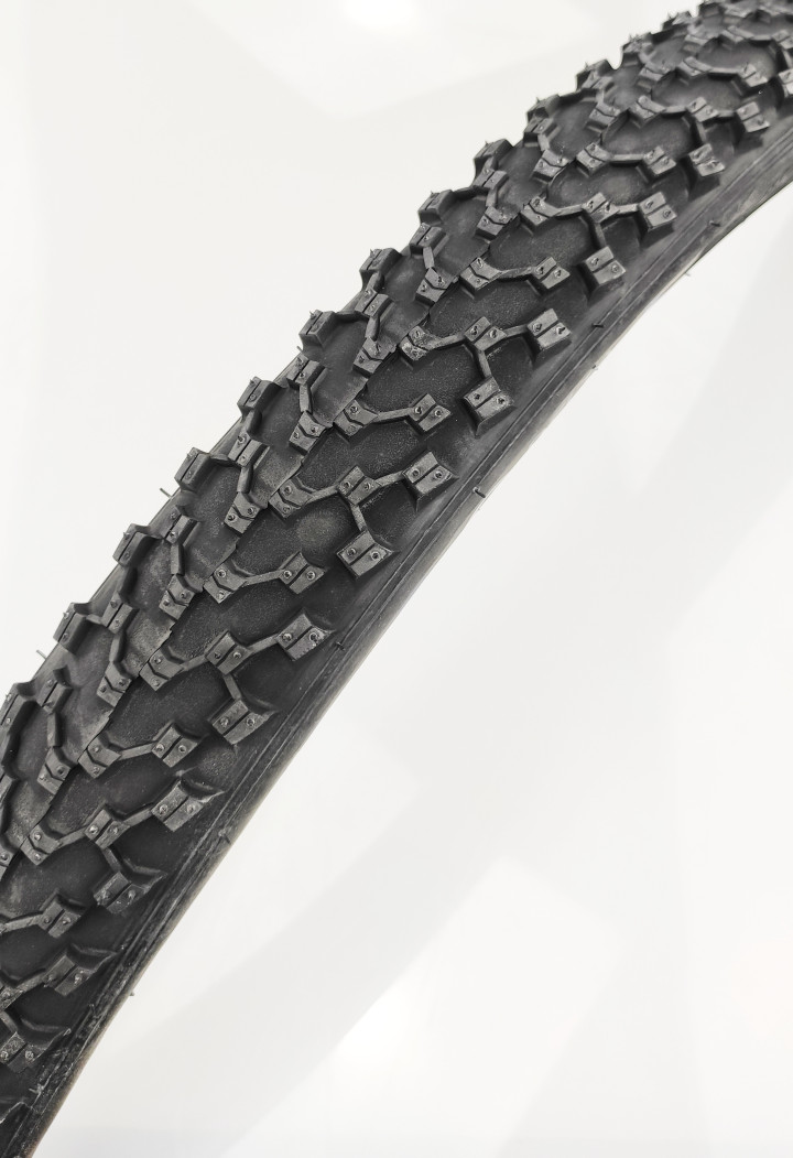 Opona BlackOne 29x2,00 50-622 + 1mm Eagle 60TPI Skin Wall
