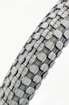 Opona BlackOne 20x2,40 58-406 + 1mm R-4151