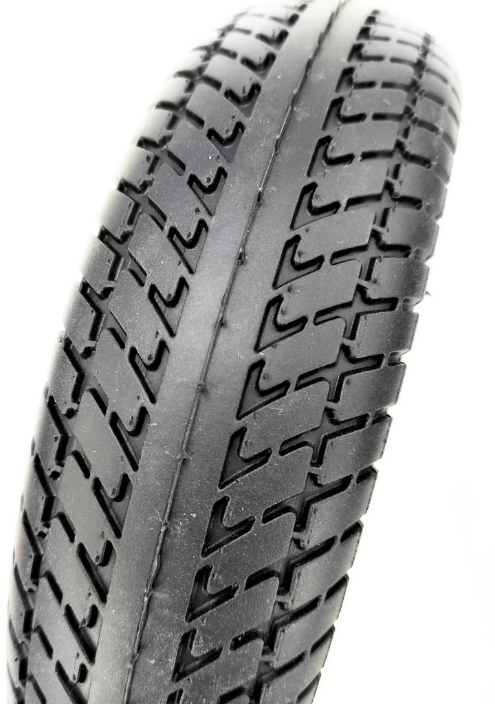 Opona 8 1/2" x 2 (50-134) P1289