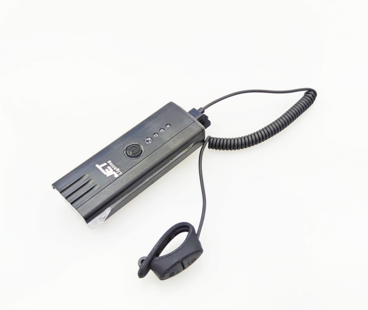 Lampa przód AU215 400 lumenów z elektronicznym sygnałem USB