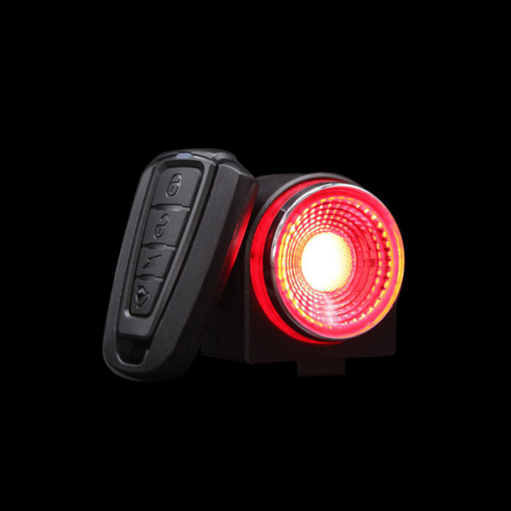 Lampa tył A8pro z ALARMEM i funkcją STOP